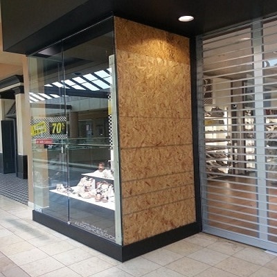 board up services for commercial properties